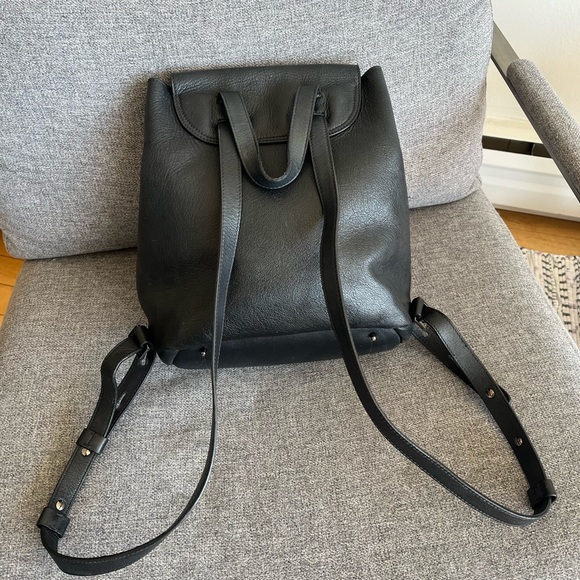 Everlane Black Petra Leather Backpack Genuine Leather - Picture 2 of 10